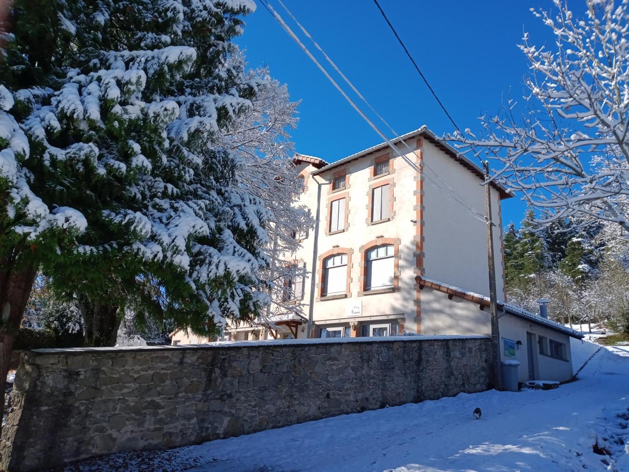 Gite Des 3 Etangs Malvieres Экстерьер фото