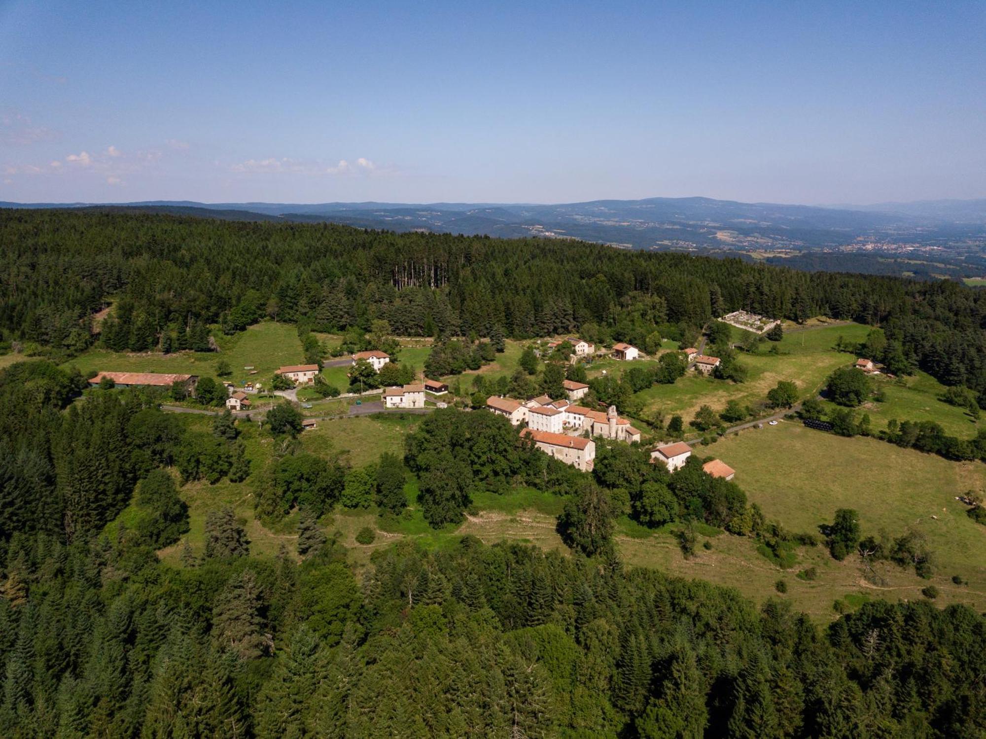 Gite Des 3 Etangs Malvieres Экстерьер фото