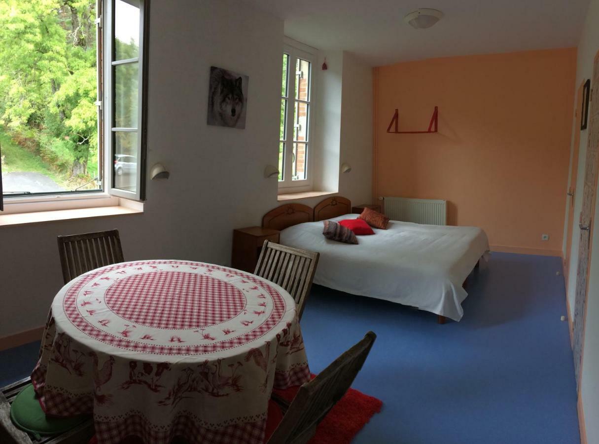 Gite Des 3 Etangs Malvieres Экстерьер фото